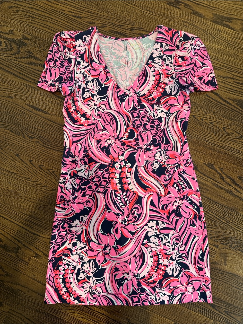 Pink Floral V-Neck Short Sleeve Dress

Lilly Pulitzer Aleece T-Shirt Dress